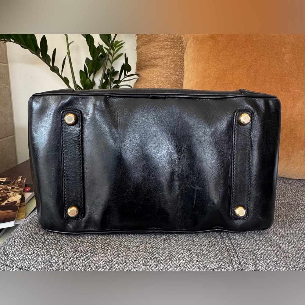 Marc Jacobs Rare Vintage Black Leather Satchel with Gold Chain Handles - Picture 7 of 16